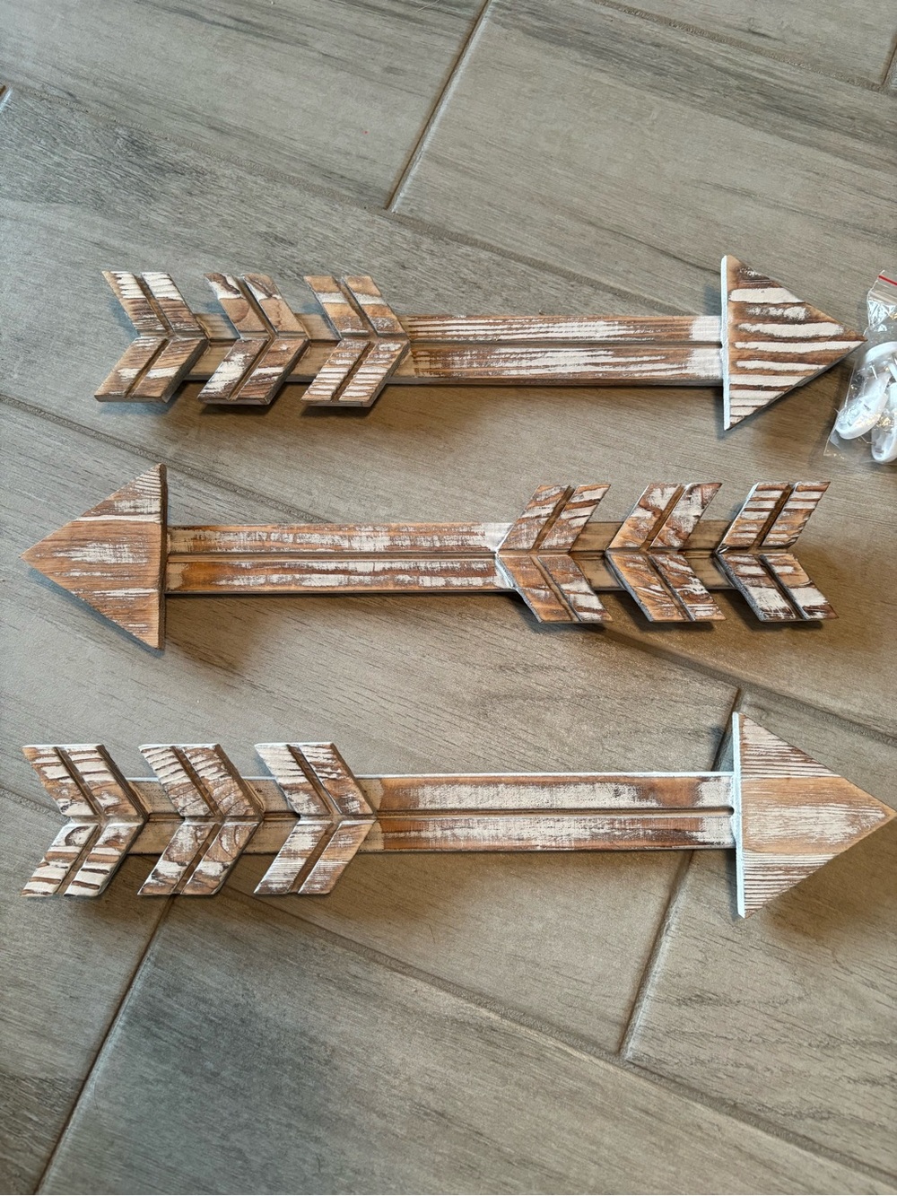 Rustic Whitewashed Wood Arrow Wall Decor - Set of 3, New